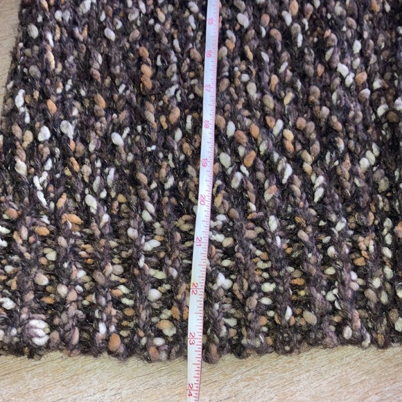 🛍️🛍️ 3 for $5 Cute nubby sweater - Picture 8 of 9